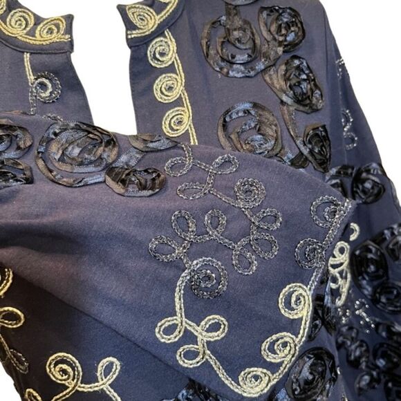 Lauren Michelle Tunic Navy and Silver Embossed Size Medium - Picture 3 of 10